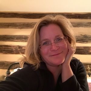 Meet your Posher, Marianne
